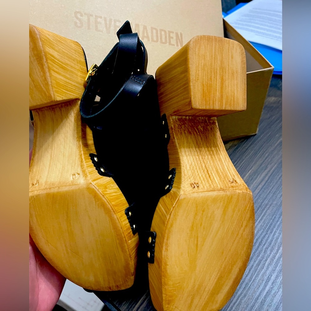 New black Steve Madden sandals size 10